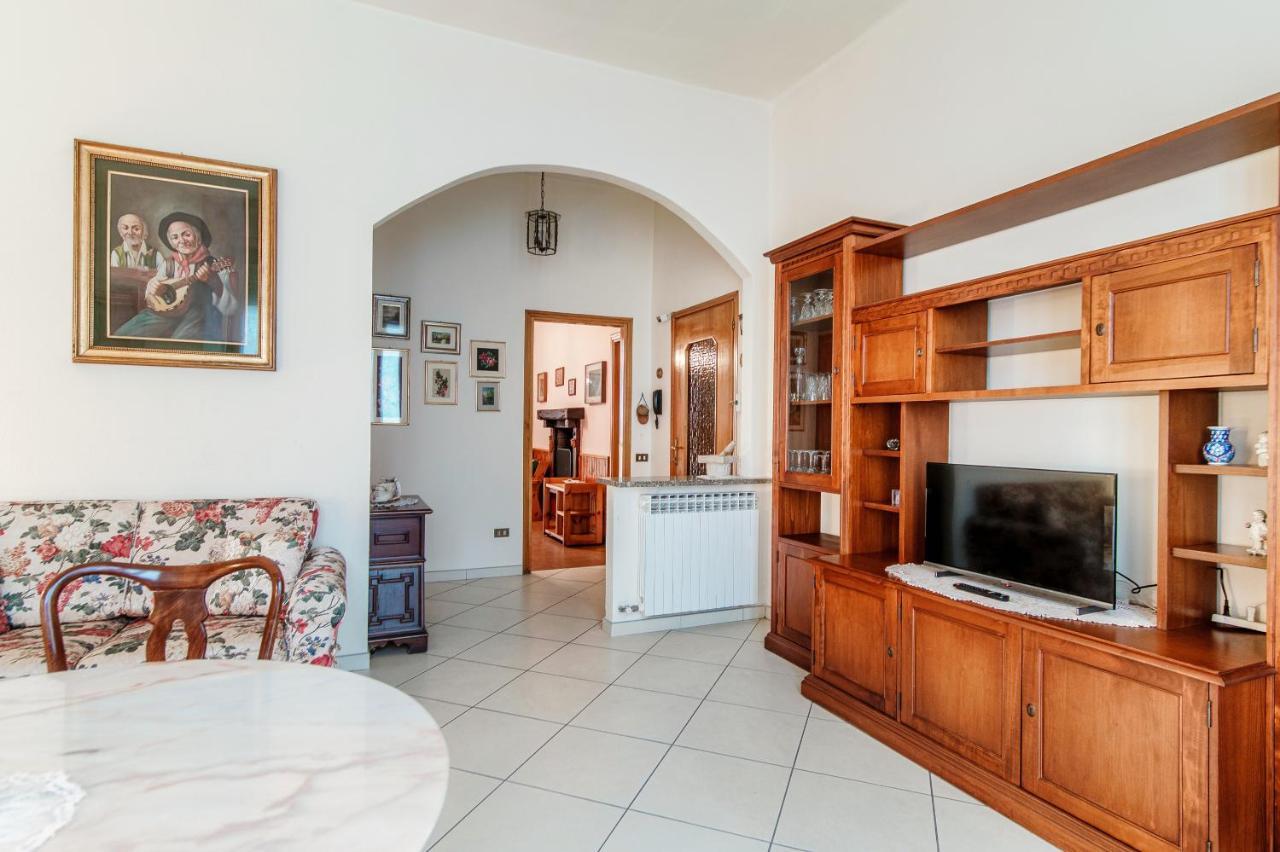 Grand Maison - Con 2 Ampie Camere Da Letto Como Eksteriør billede